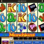Munchkins Logo